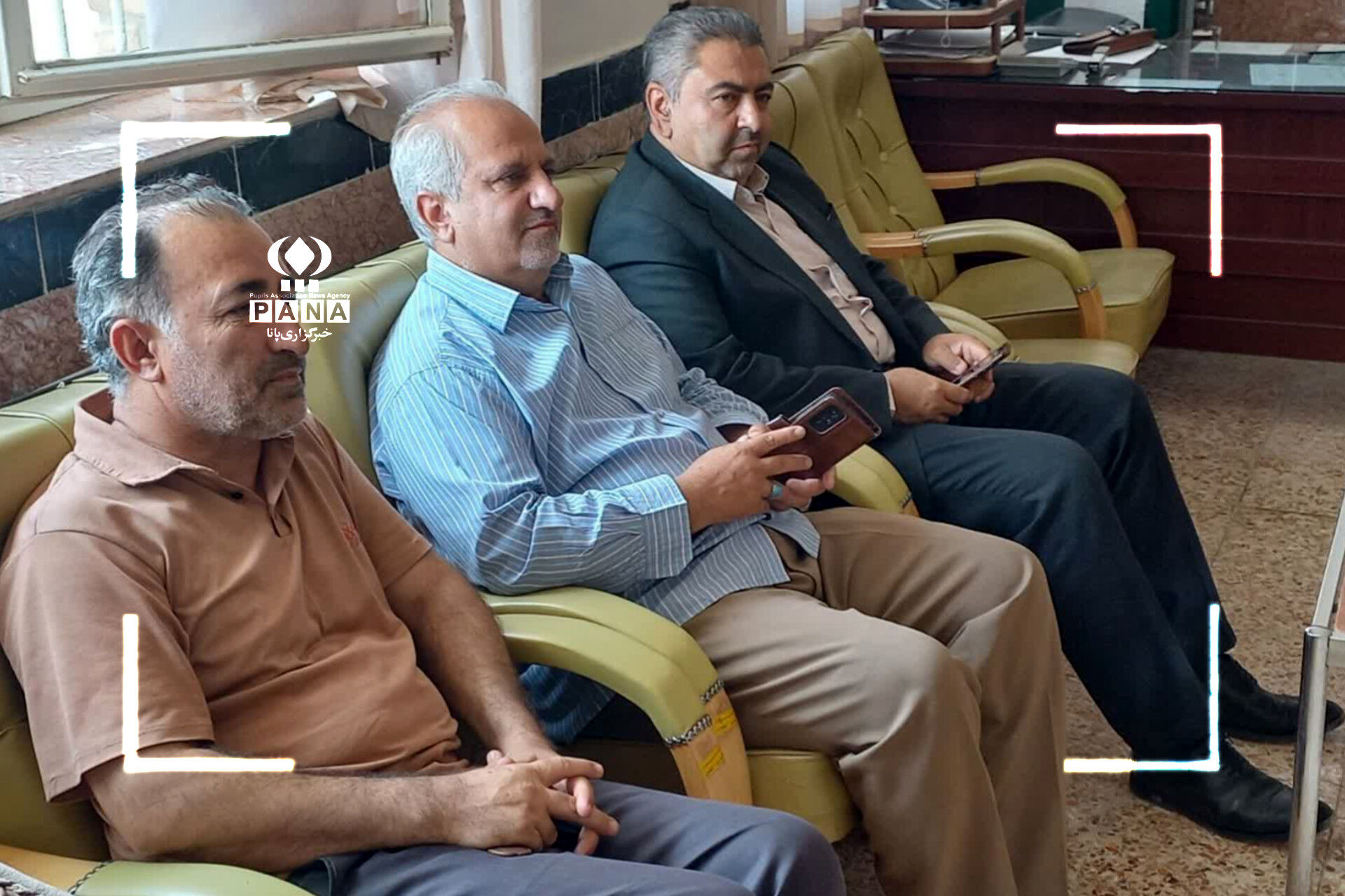 پروژه چمن مصنوعی دبستان احیاء دهگلان تا مهرماه آماده بهره‌برداری می‌شود