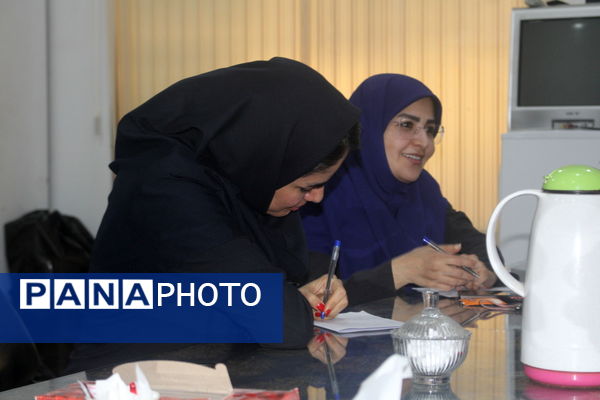 جلسه برنامه‌ریزی سازمان دانش‌آموزی استان بوشهر