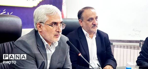 جلسه هم اندیشی معاونین و کارشناسان حوزه آموزش متوسط قطب شهید کاوه