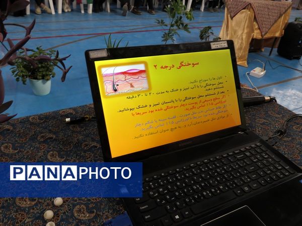 همایش پیشگیری از آسیب‌های چهارشنبه سوری در دبیرستان نرجس بجنورد