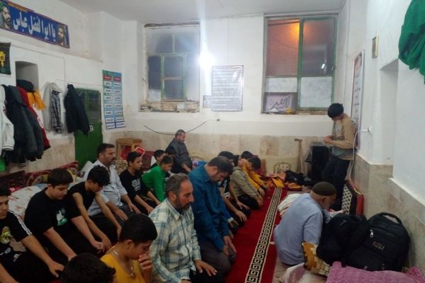 مراسم اعتکاف در مسجد روستای مهدی آباد