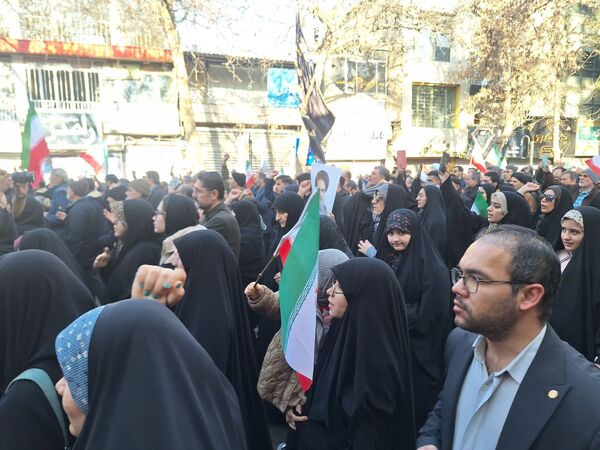 حضور دانش‌آموزان بجنوردی به همراه خانواده‌ها در اجتماع سراسری 