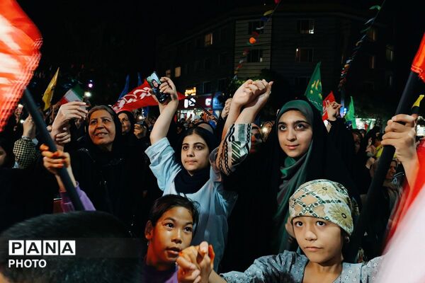  باشکوه جشن عید غدیر در میدان ارشاد ورامین با حضور گسترده مردم دیار ۱۵ خرداد