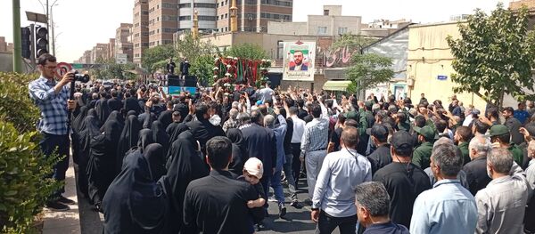 تشییع باشکوه پیکر بسیجی شهید در حمله رژیم صهیونیستی؛ مردم با فریاد مرگ بر اسرائیل وداع کردند