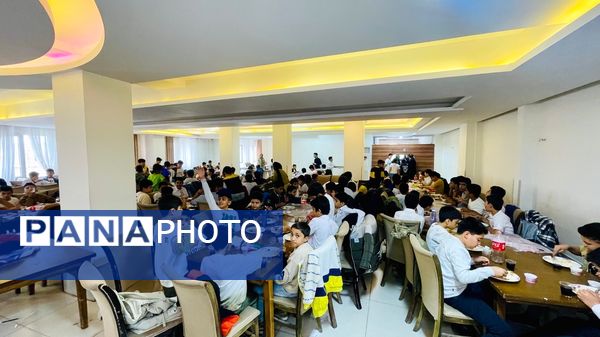 جشن روز دانش‌آموز در مدرسه معلم آشخانه 