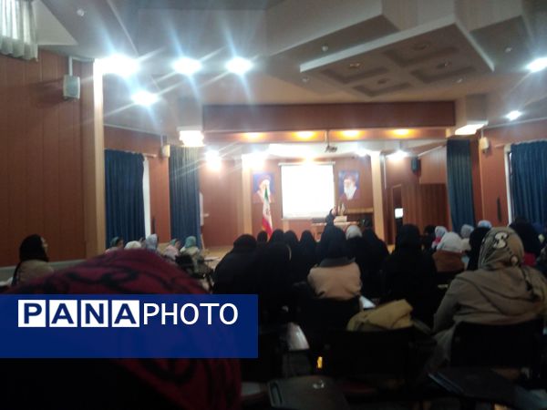 پکارگاه آموزشی ویژه خبرنگاران پانا در دبیرستان آرمینه مصلی نژاد ناحیه ۶ 