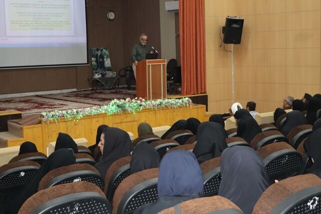 دوره ضمن خدمت کیفیت بخشی و توانمند سازی در نیشابور