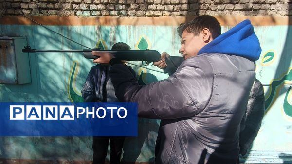 برگزاری مسابقات تیراندازی در دبیرستان شاهد ابوذر غفاری 