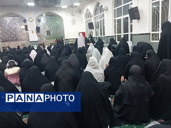 نماز جماعت همزمان با شب لیلة الرغائب در شهرستان کاشمر 