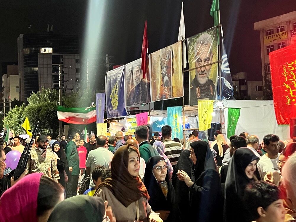 حضور باشکوه مردم کرج در مهمانی کیلومتری غدیر
