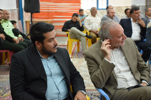نشست مشترک مسئولان تربت‌حیدریه با شهروندان شهرک ولیعصر