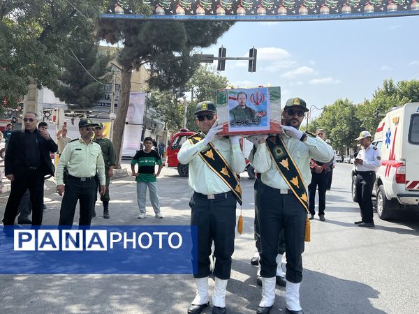 تشییع پیکر شهید ایمان وحیدی در آشخانه