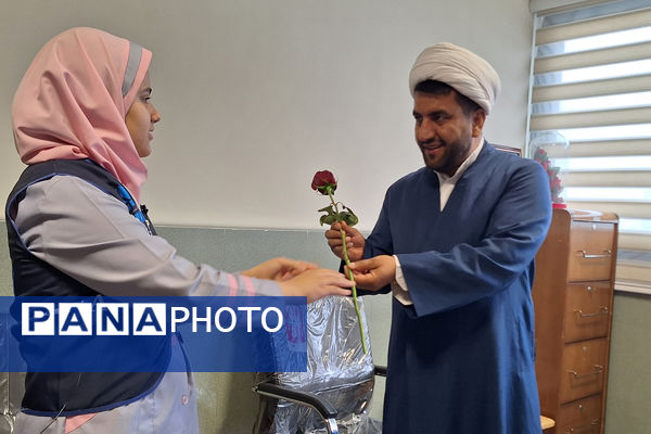 سنگ‌تمام دانش‌آموزان پیشتاز و خبرنگاران پانا برای فرهنگیان