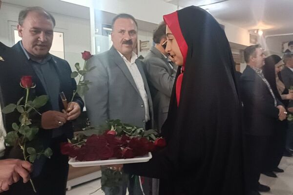 برگزاری مراسم بزرگداشت روز معلم در نیشابور 
