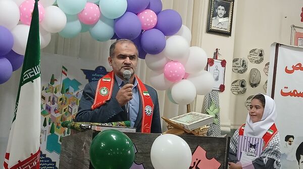 مراسم باشکوه آغاز سال تحصیلی در دبستان دخترانه عصمت