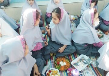 روز جهانی تخم‌مرغ در مدارس اصفهان