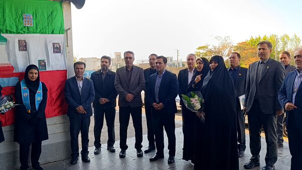 بازدید مدیرکل امور شاهد وزارت آموزش و پرورش از دبیرستان شاهد زینبه