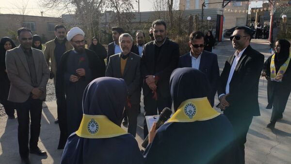 از دنیای دیجیتال تا مستطیل سبز؛ تحول دوجانبه در آموزشگاه نرجس
