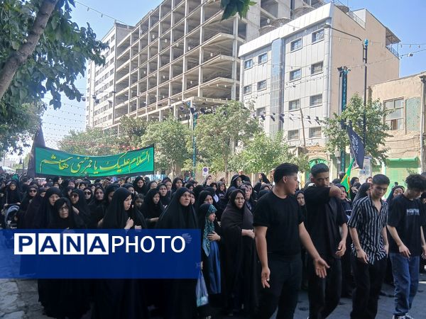 حال و هوای مشهدالرضا در روز عاشورای حسینی