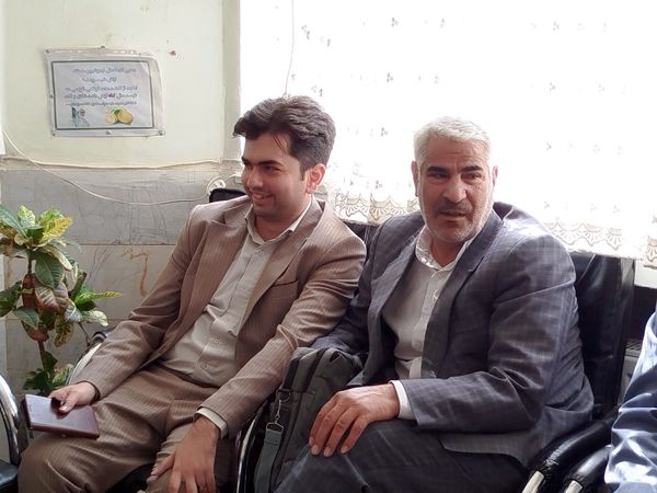 بازدید معاون پرورشی و تربیت بدنی آموزش و پرورش کاشمر از دبیرستان امام حسین (ع) 