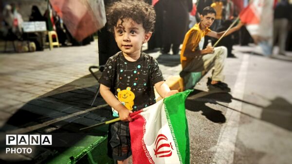 در نود و نهمین شب فریاد «الله‌اکبر» بلند شد