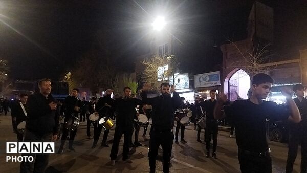 عزاداری شب نوزدهم در خیابان های نیشابور 