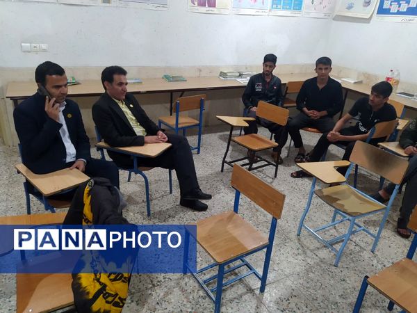  بازدید از دبیرستان‌های دخترانه عشایری عفاف و شبانه‌روزی پسرانه عشایری فارس