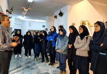 بازدید دانش‌آموزان‌ دبیرستان امین اصغری  ازدانشگاه گیلان
