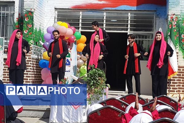 بازگشایی مدارس پیشوا با برنامه‌های شاد و اجرای عروسکی