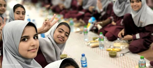 برپایی ضیافت افطاری در دبستان نورالهدی