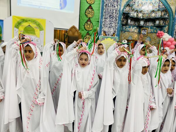 جشن تکلیف متمرکز مدارس شهرستان مه ولات