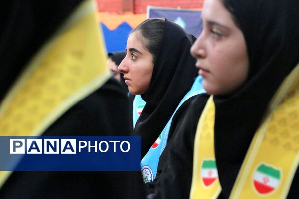 بهارستان دو صحنه همفکری، همدلی و همکاری پیشتازان در همایش یاوران انقلاب