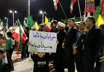حضور  هر شب مردم معمولان در خیابان ها،نمادی از همبستگی  