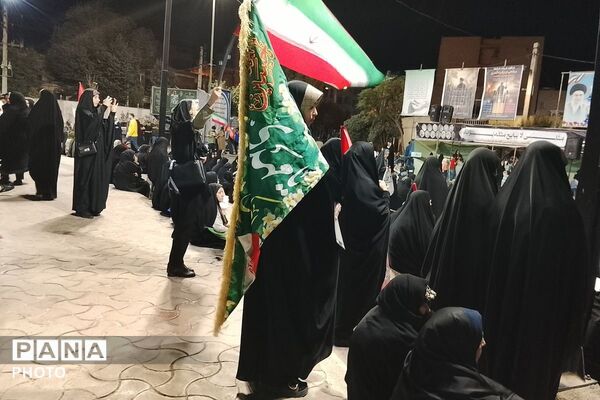 تجمع پرشور مردم در میدان معلم شهید امام خامنه‌ای