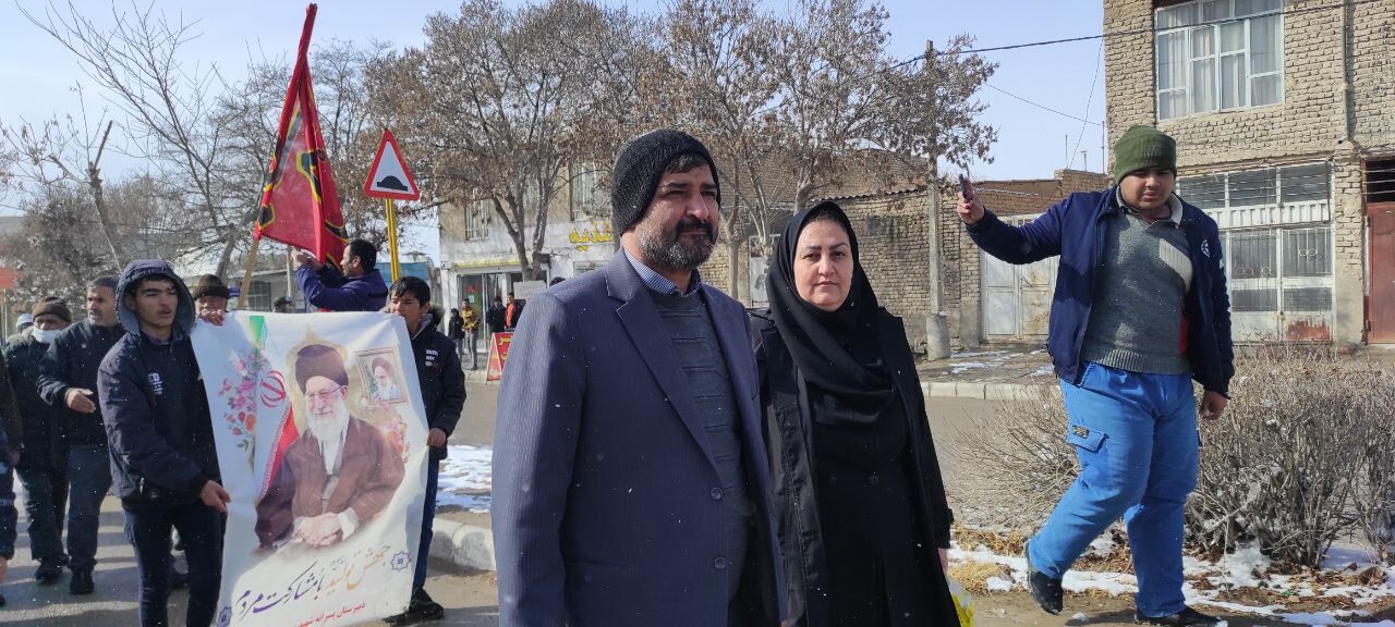 راهپیمایی ۲۲بهمن در روستای اسلام آباد شیروان