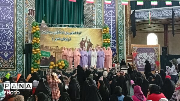 گردهمایی بزرگ بانوان میدان‌دار در مصلای حضرت ابوالفضل(ع) شهرستان ملایر