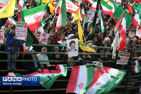سخنرانی رئیس جمهوری در راهپیمایی ۲۲ بهمن ۱۴۰۳
