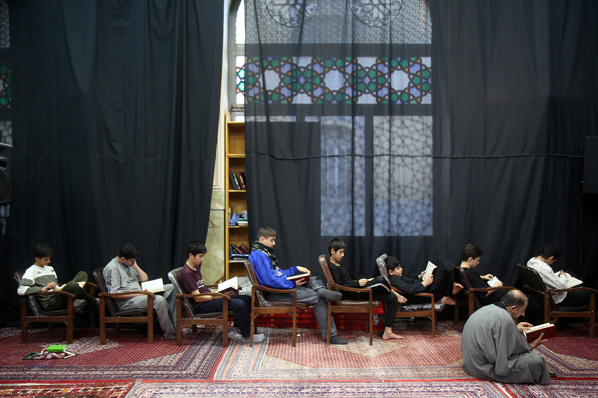 اعتکاف خادمان نوجوان حرم حضرت معصومه(س)