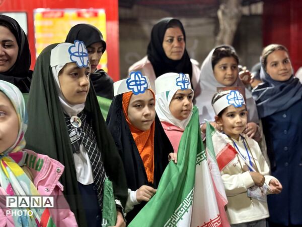 برپایی ایستگاه سلامت‌محور دانش‌آموزی در تجمعات شبانه