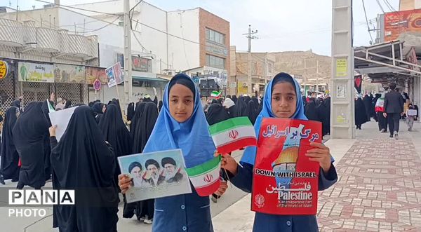  کودکان و دانش‌آموزان لارستانی در راهپیمایی روز قدس