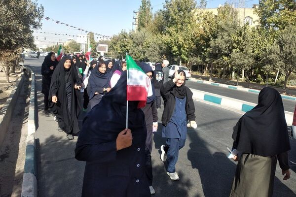 اقتدار ملت ایران در راهپیمایی روز ۱۳ آبان شهرستان خلیل‌آباد 