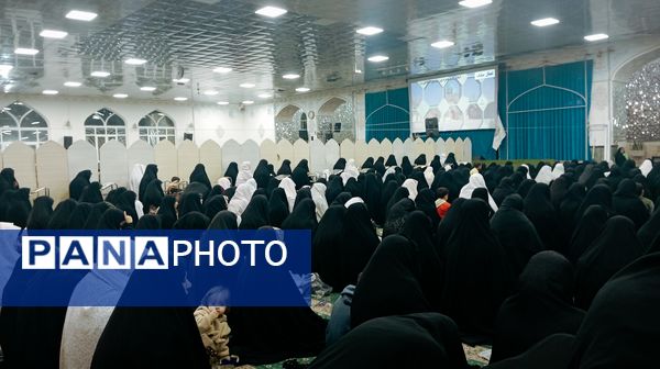 حضور پر شور مردم در نماز جماعت