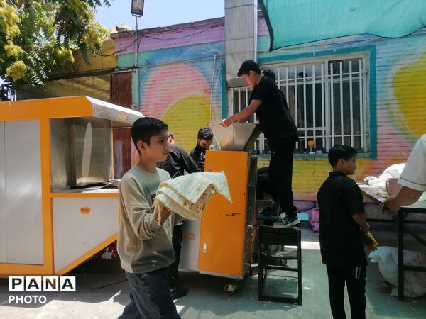مدارس ناحیه دو مشهد در تکاپوی پذیرایی از زائرین آقای شهید