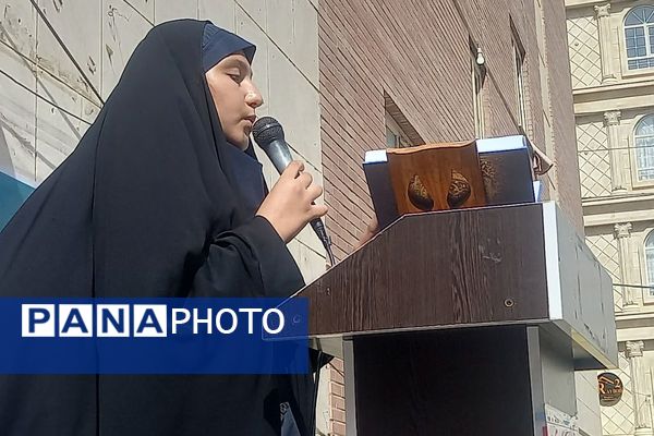 از غنچه های مدرسه تا شکوفه های مقاومت