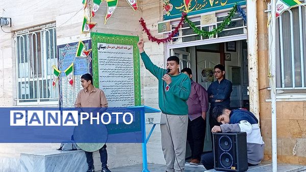 مراسم میلاد حضرت ابوالفضل(ع) در دبیرستان میثاق