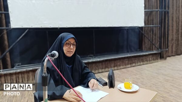 دختران آینده ساز فارسان در مسیر یادگیری و مسئولیت پذیری