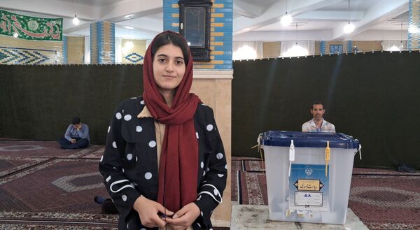 حضور پرشور رای‌اولی‌ها در انتخابات ریاست جمهوری