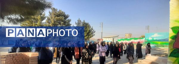 صبحگاه دبیرستان دخترانه دوره اول پروین اعتصامی  روستای انداد
