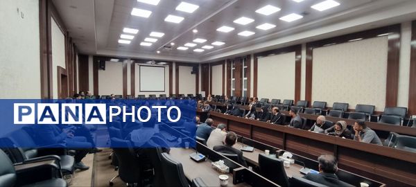 گردهمایی معاون استاندار و فرماندار ویژه تربت حیدریه با فعالان گردشگری و صنایع دستی در آستانه بهار