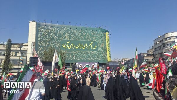 جان‌فدایان ایران؛ رژه بزرگ در تهران